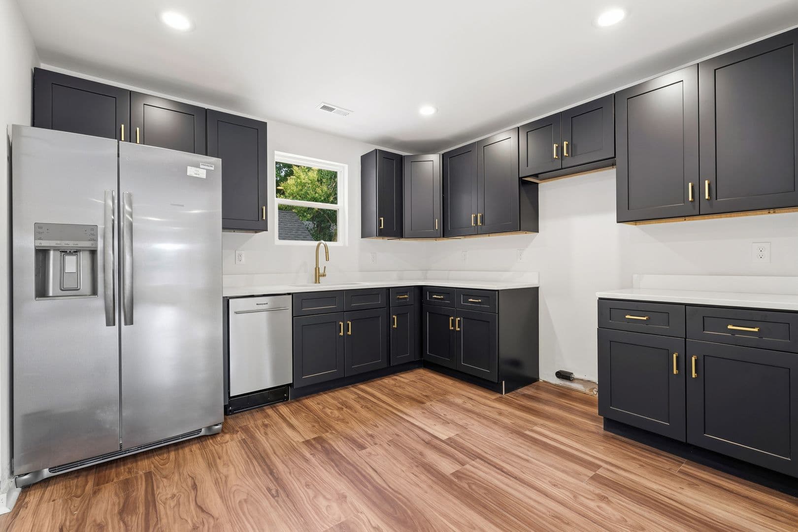 Durham House: 711 Gerard St