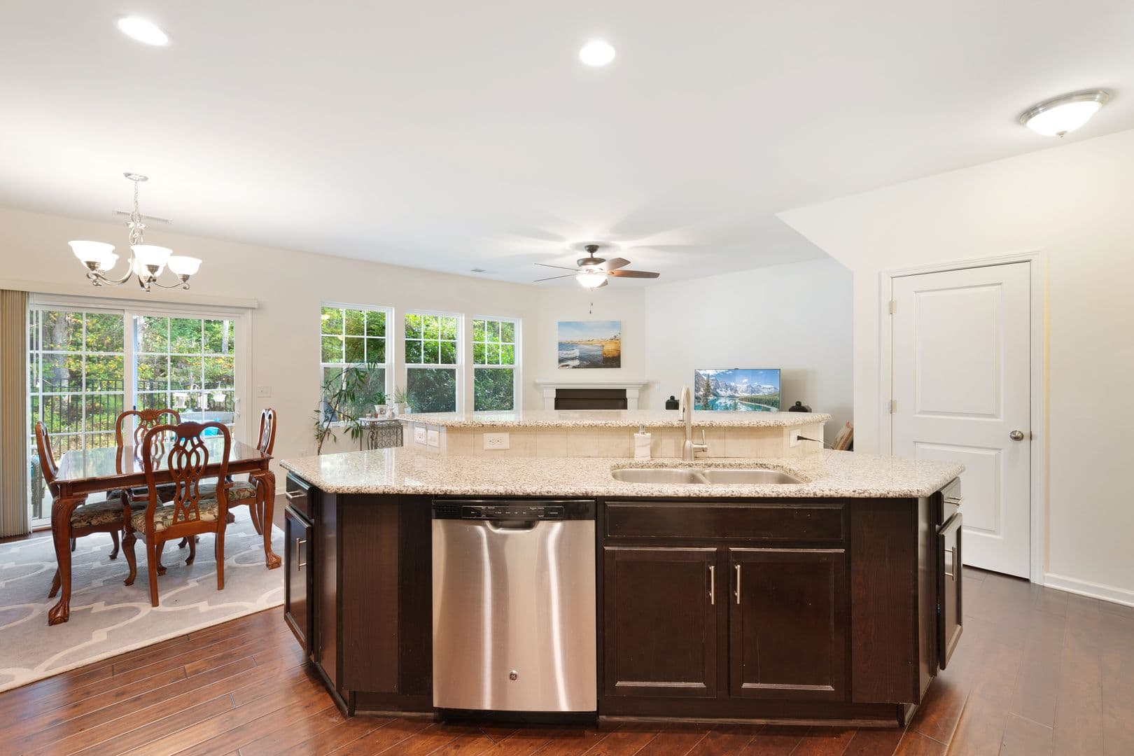 Durham House: 2231 Tanners Mill Dr