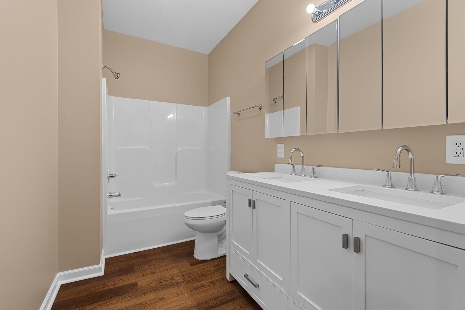 Burlington House: 516 Gilmer St