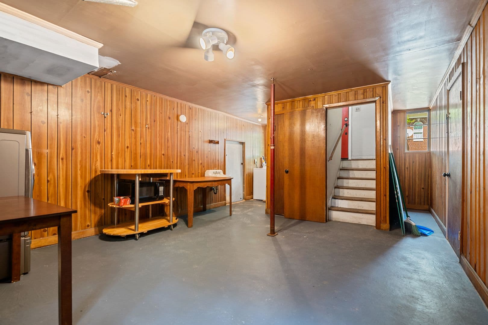 Durham House: 1403 Lincoln St
