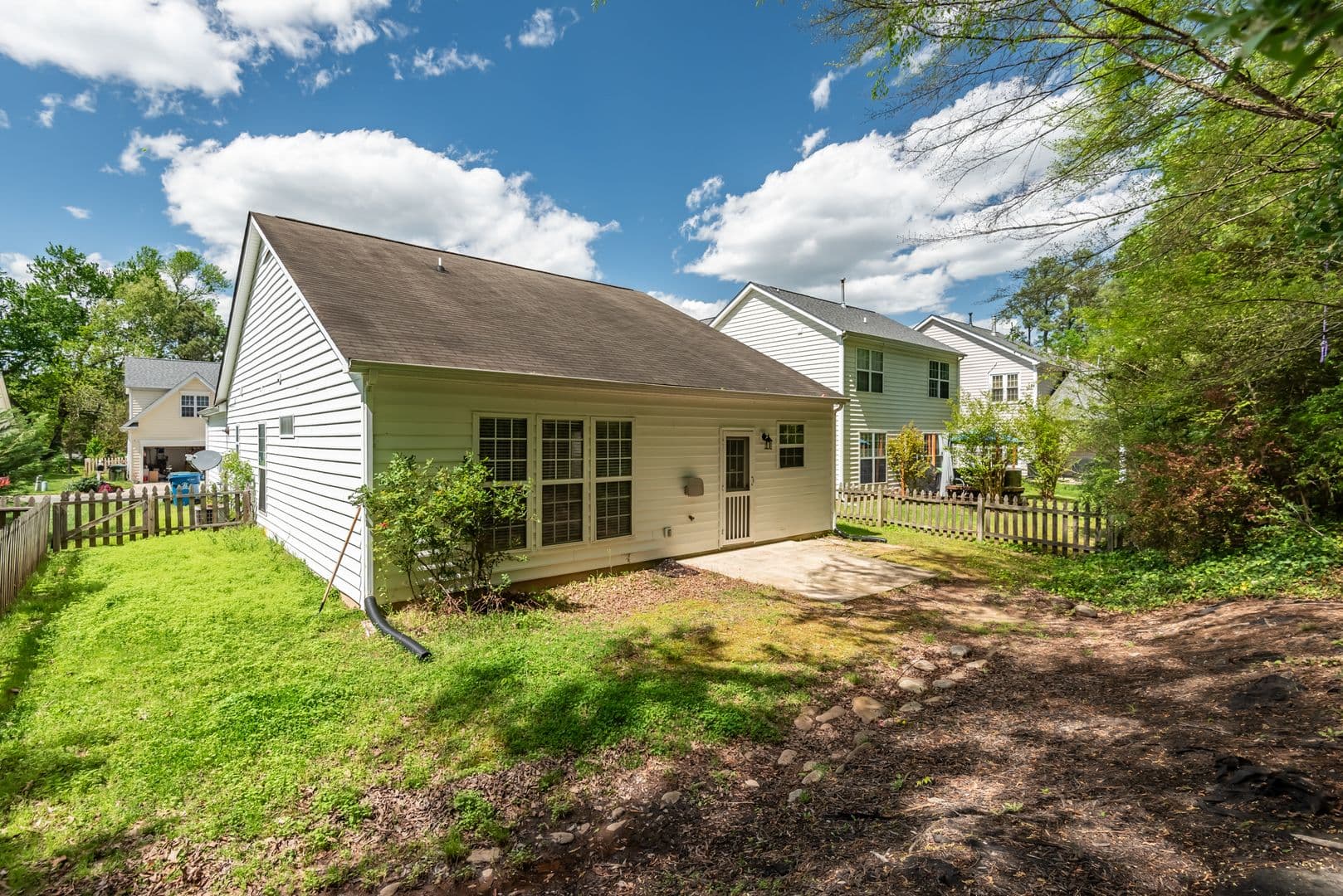 Durham House: 2225 Gablefield Lane