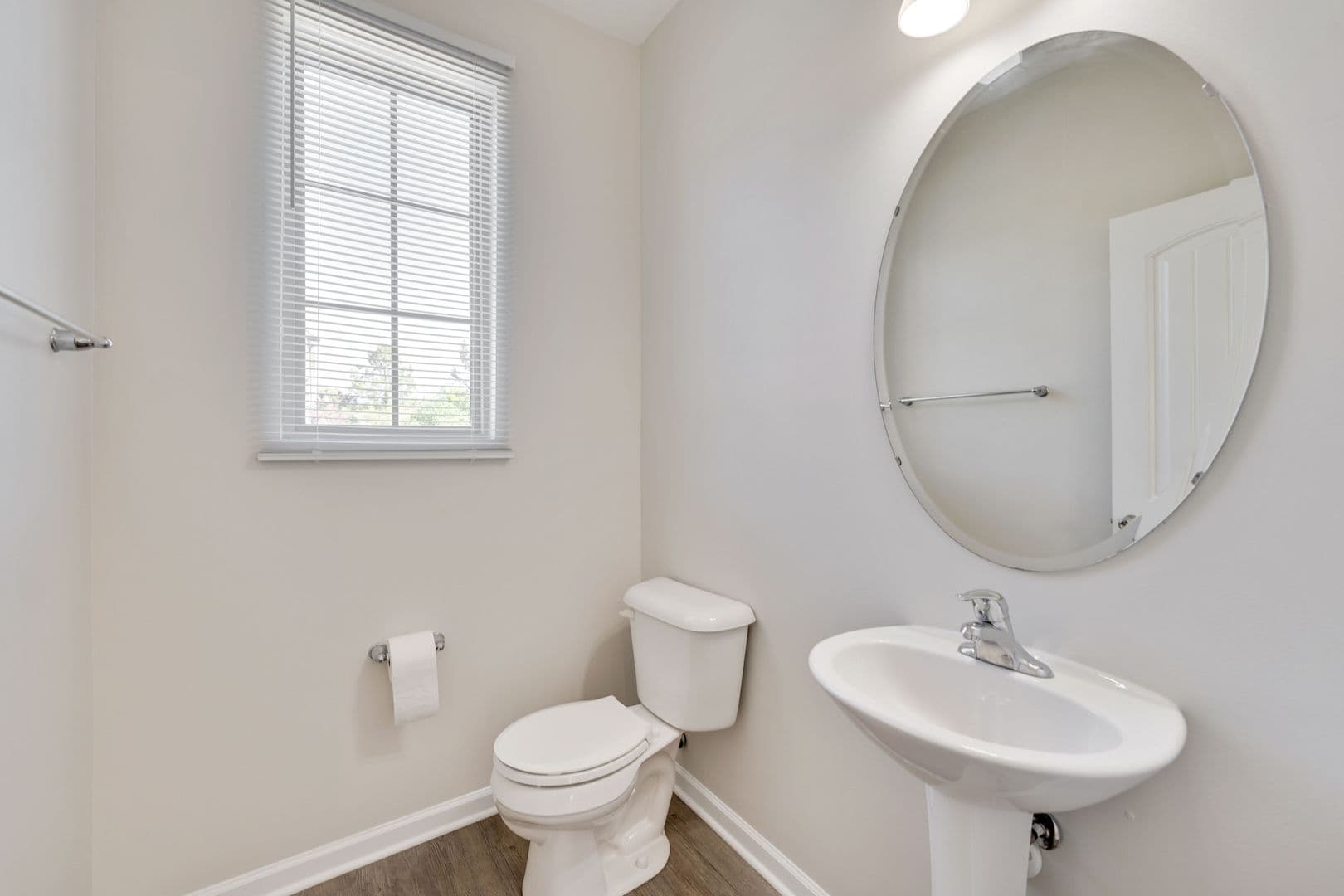 Durham House: 11 Moss Grove Ln