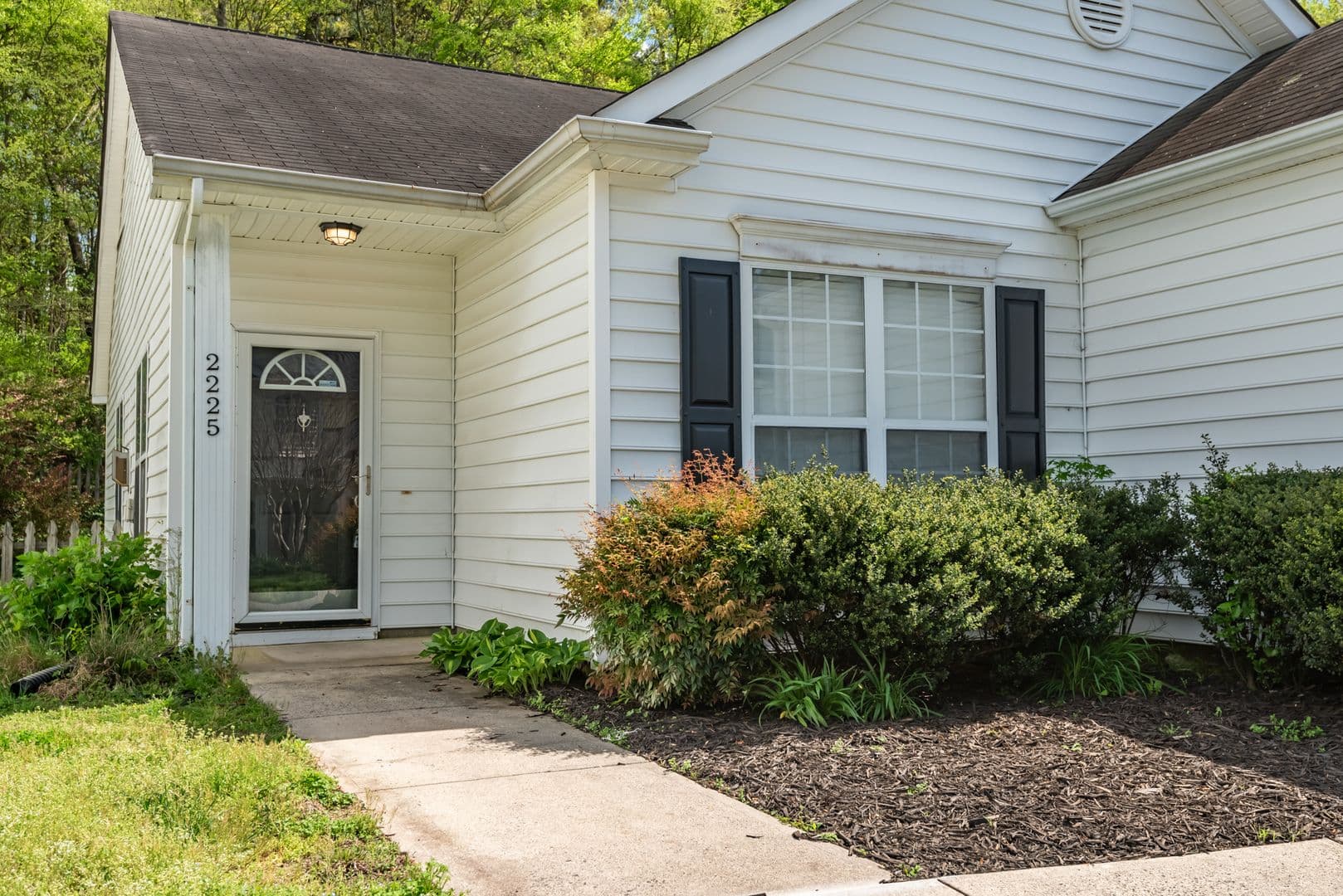 Durham House: 2225 Gablefield Lane