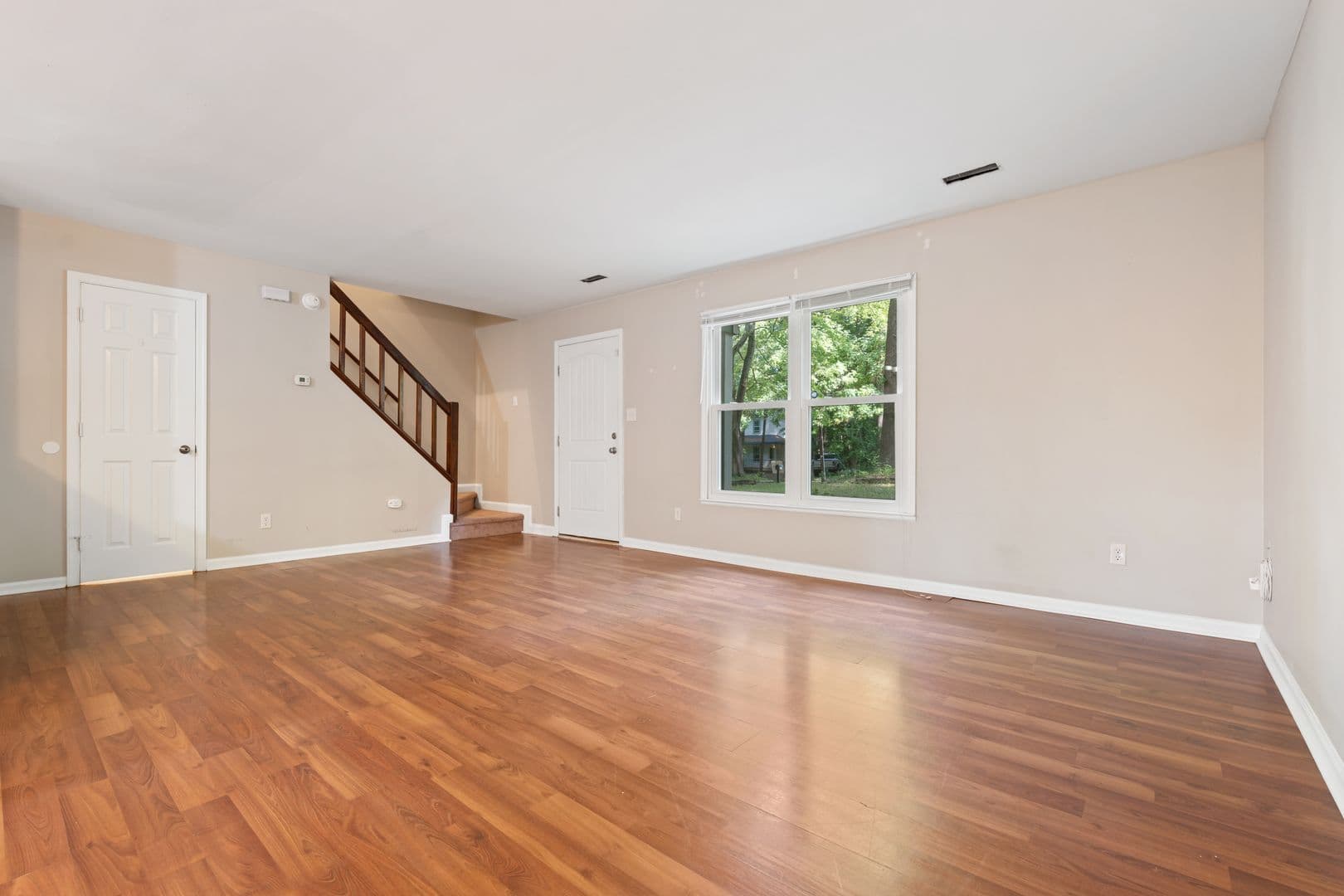 Cary Townhome: 732 Branniff Dr