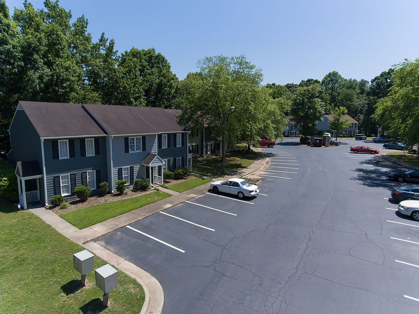 Raleigh Apartment: Pinna Ct and Hammock Pl