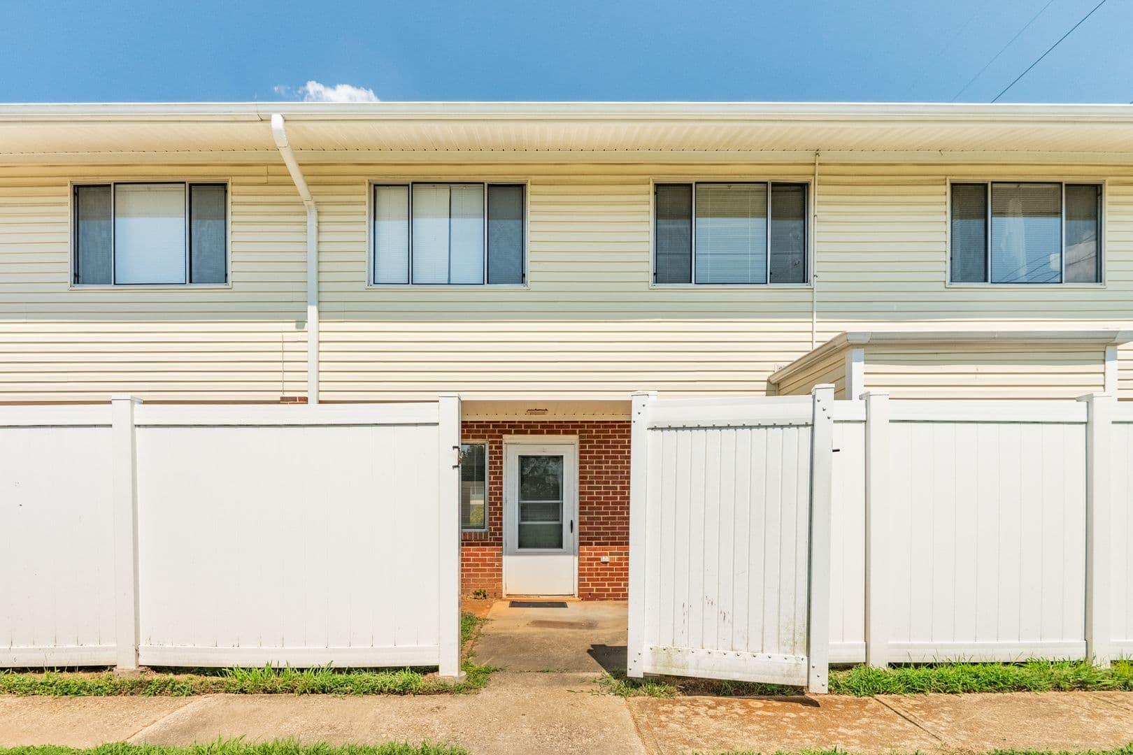 Raleigh Townhome: 2340 Champion Ct