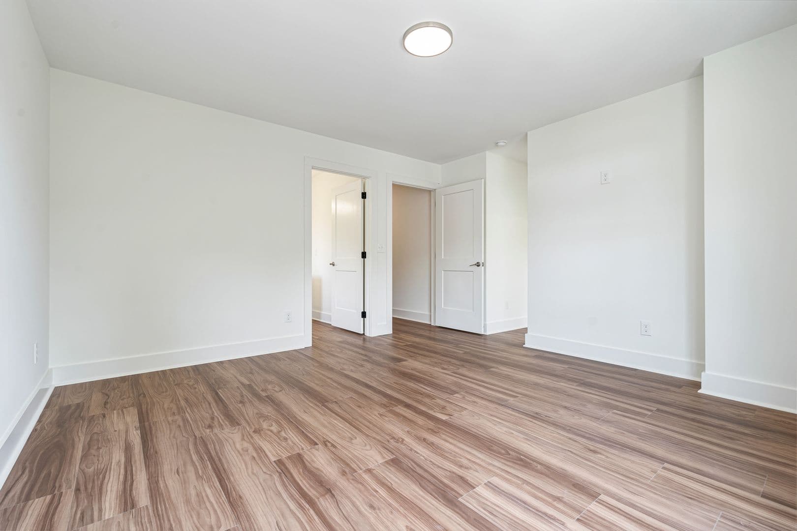 Durham House: 711 Gerard St