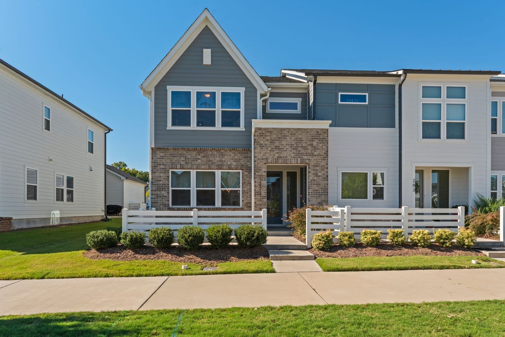 Pittsboro House: 277 Wendover Pkwy