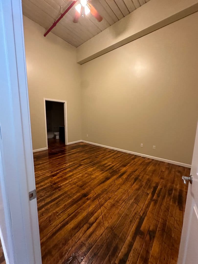 New Bedford Apartment: 200 Riverside Ave.