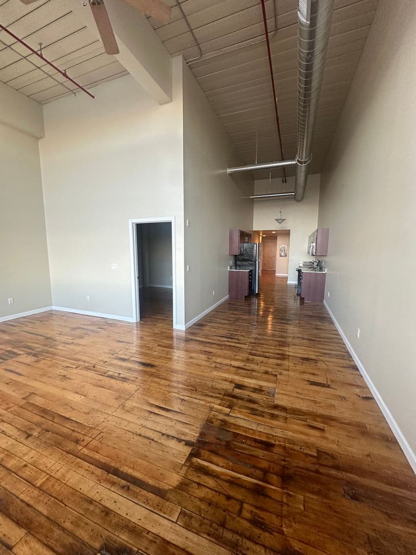 New Bedford Apartment: 200 Riverside Ave.