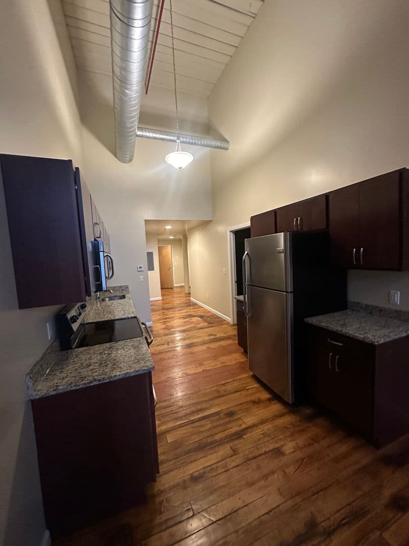 New Bedford Apartment: 200 Riverside Ave.
