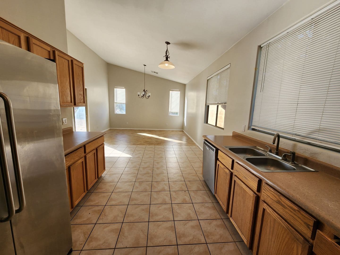 Litchfield Park House: 12547 W Glenrosa Dr