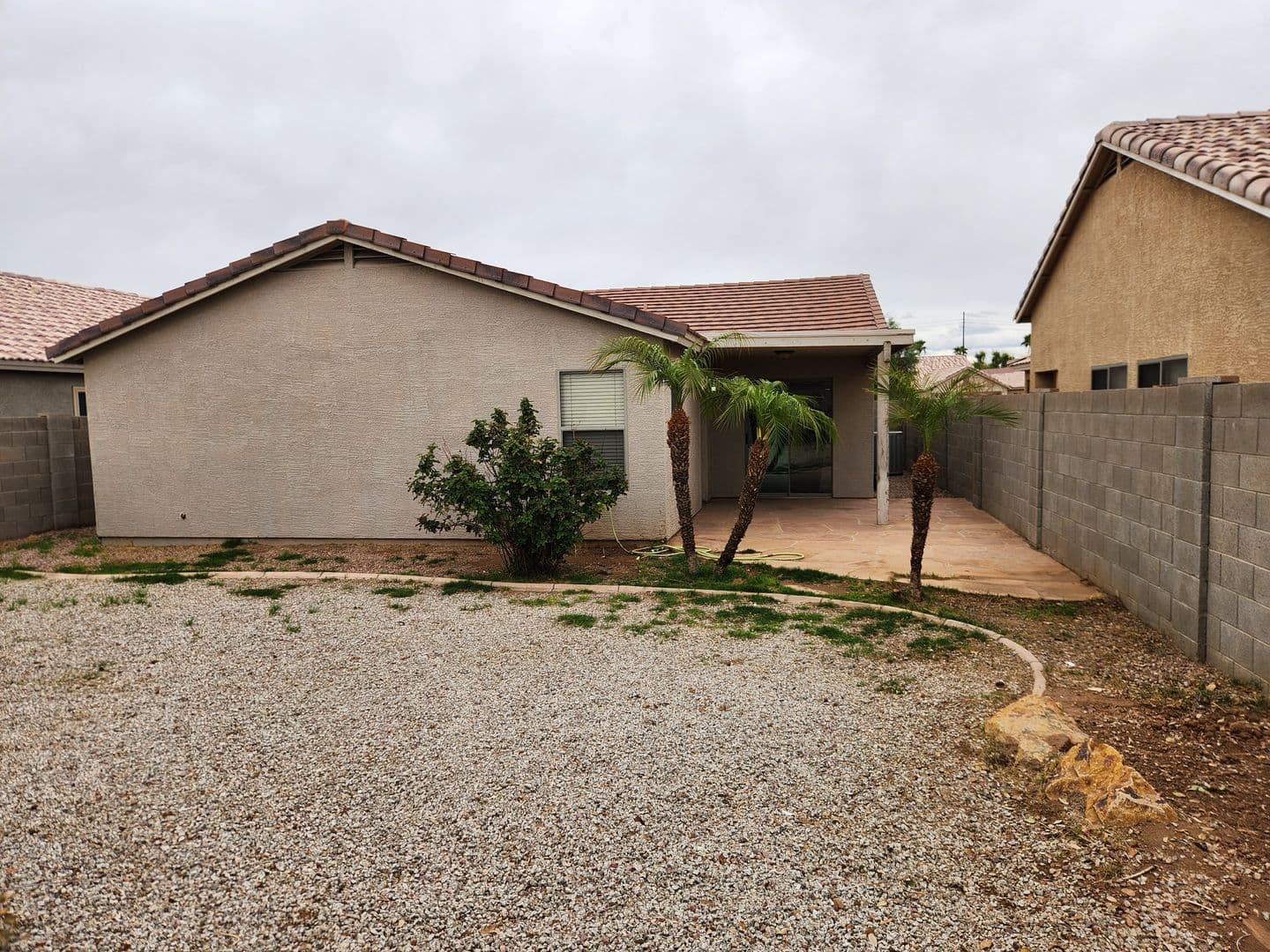 Avondale House: 2622 N 107th Ln