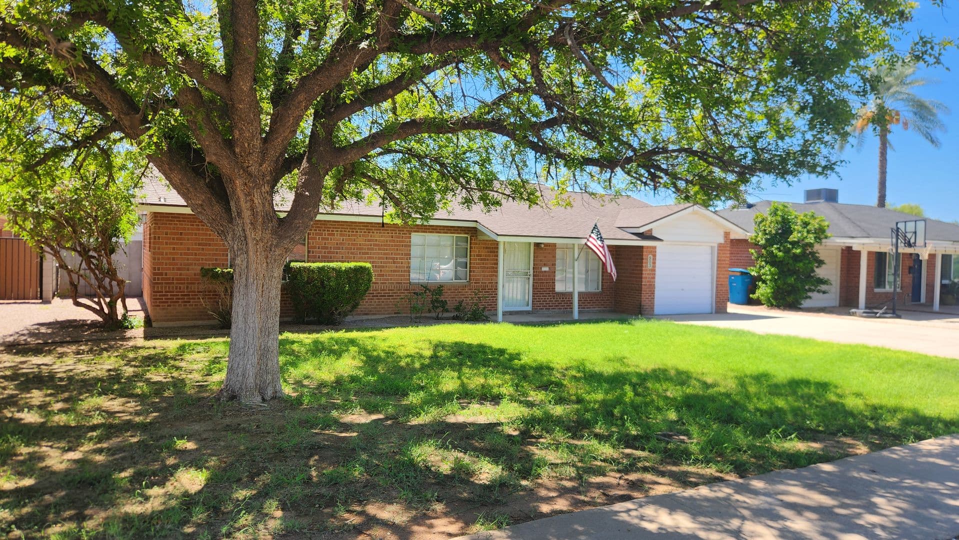 Phoenix House: 803 W. Luke Ave
