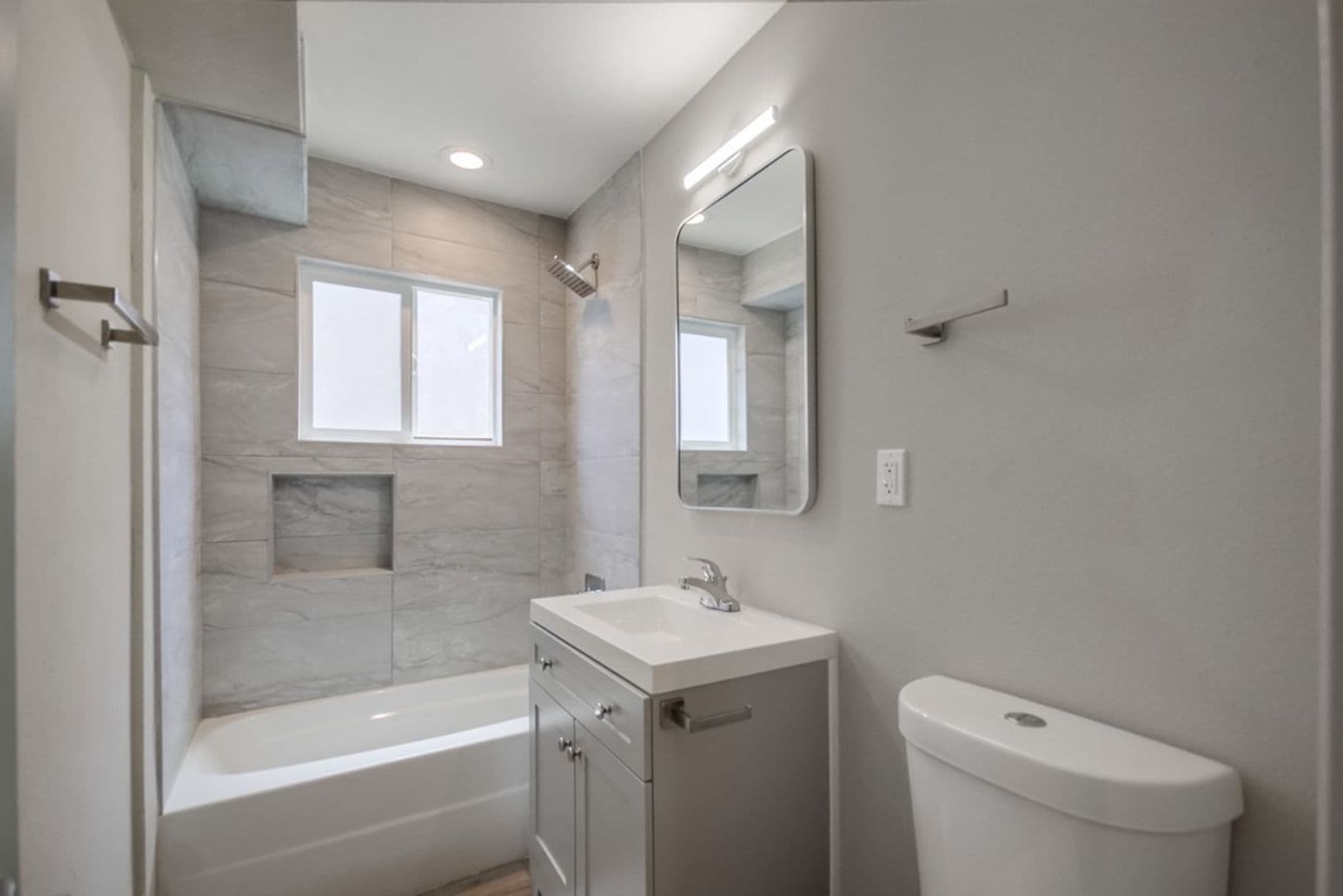San Diego Apartment: 4218 49th Street