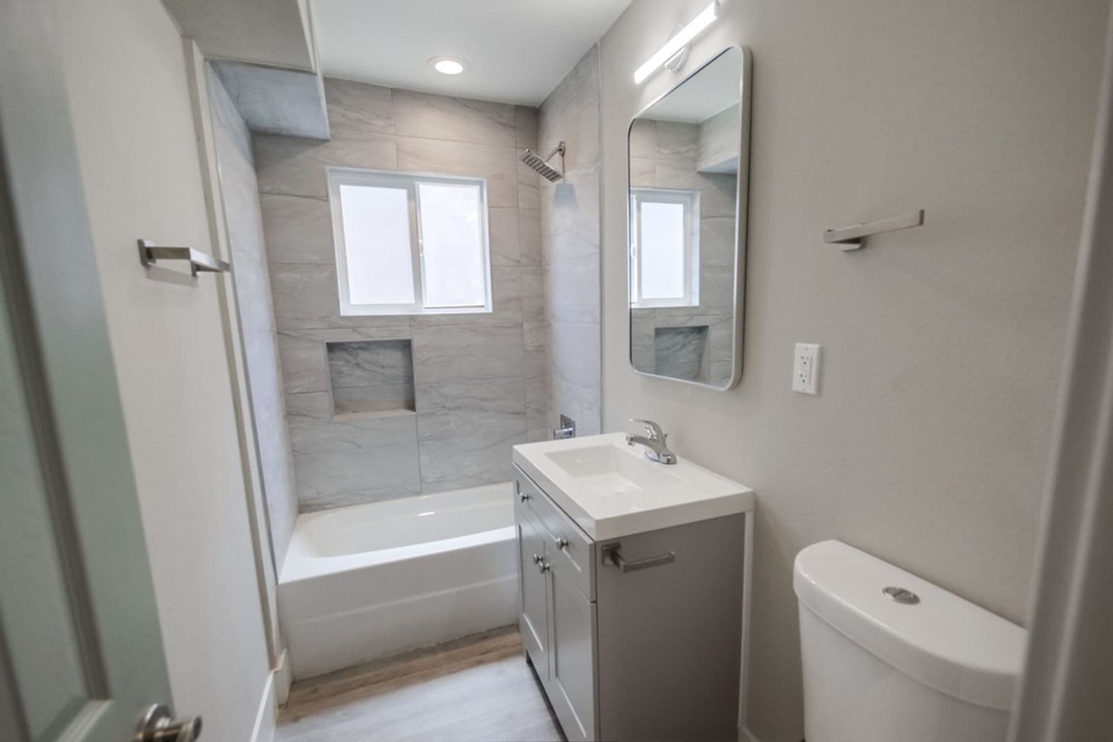 San Diego Apartment: 4218 49th Street