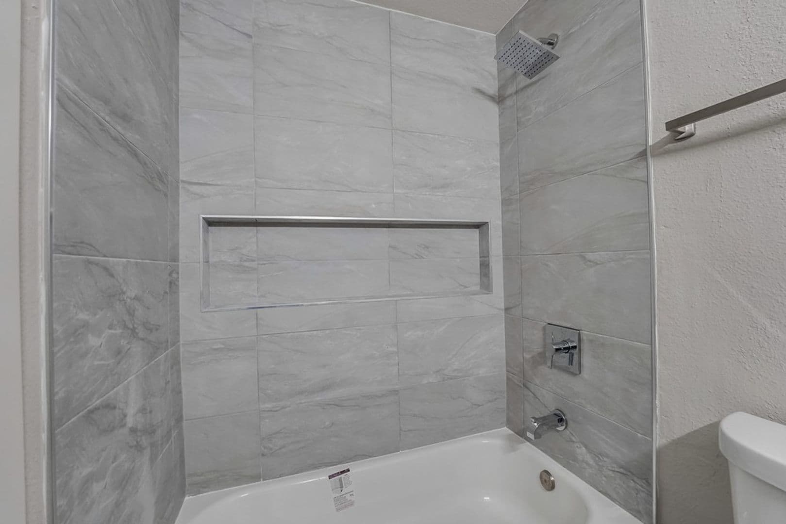 San Diego Apartment: 4226 Chamoune Ave.