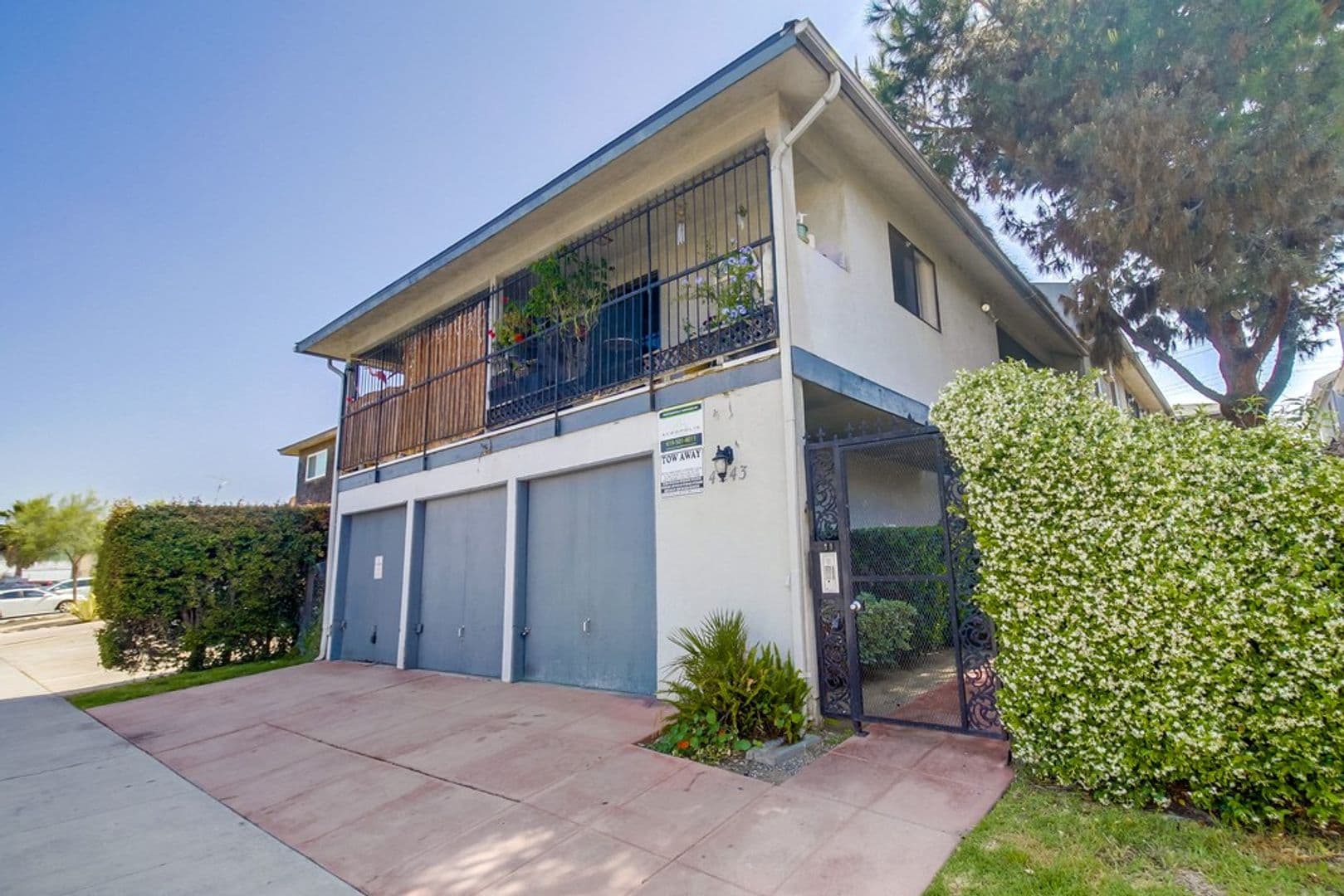 San Diego Apartment: 4226 Chamoune Ave.