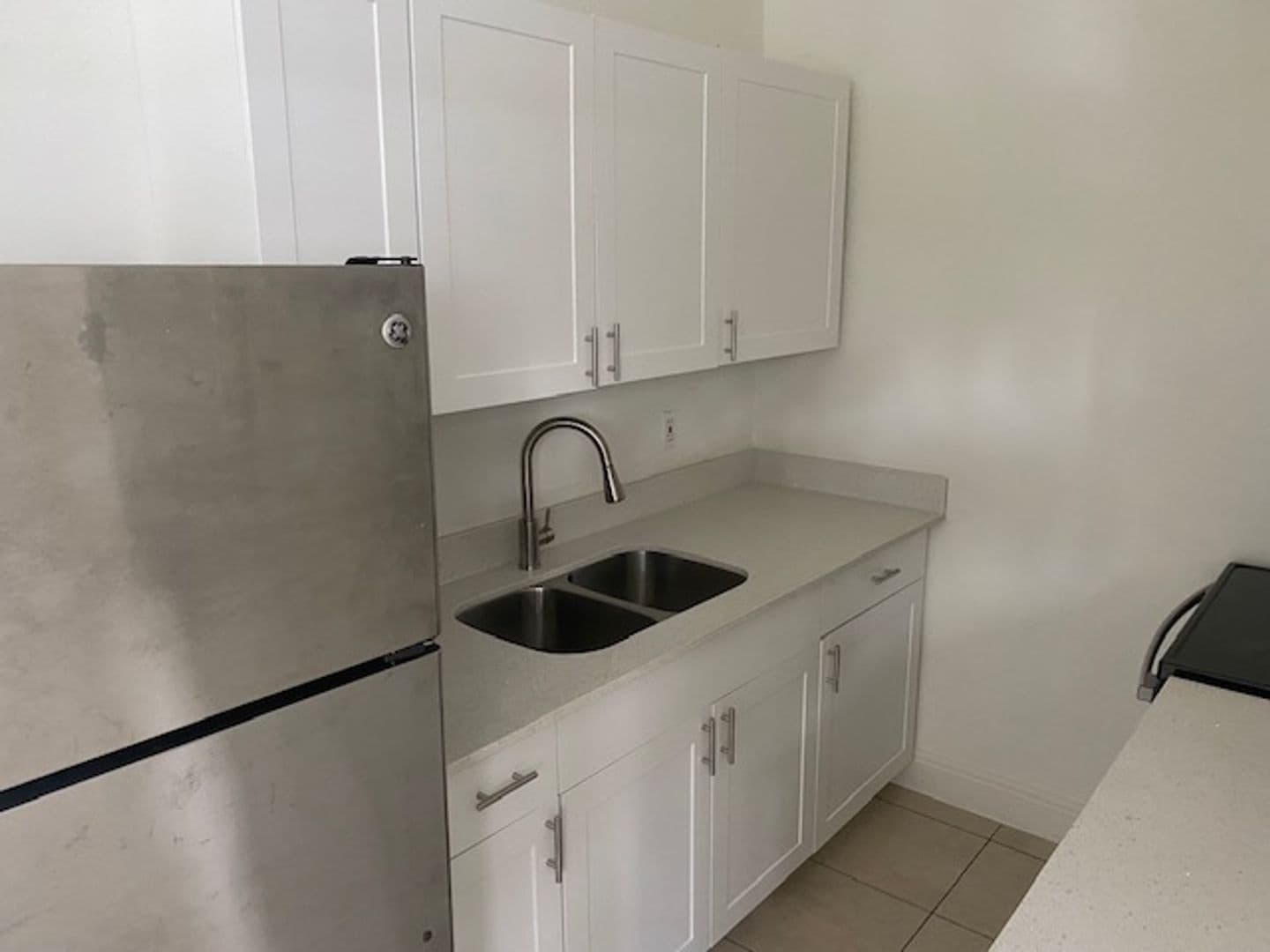 Fort Lauderdale Apartment: 452 SW 4th Ave
