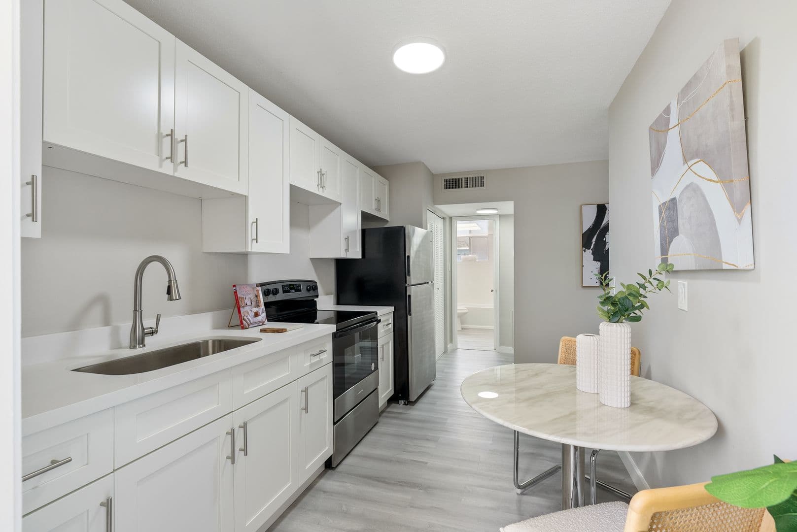 Fort Lauderdale Apartment: 500 SE 22ND ST