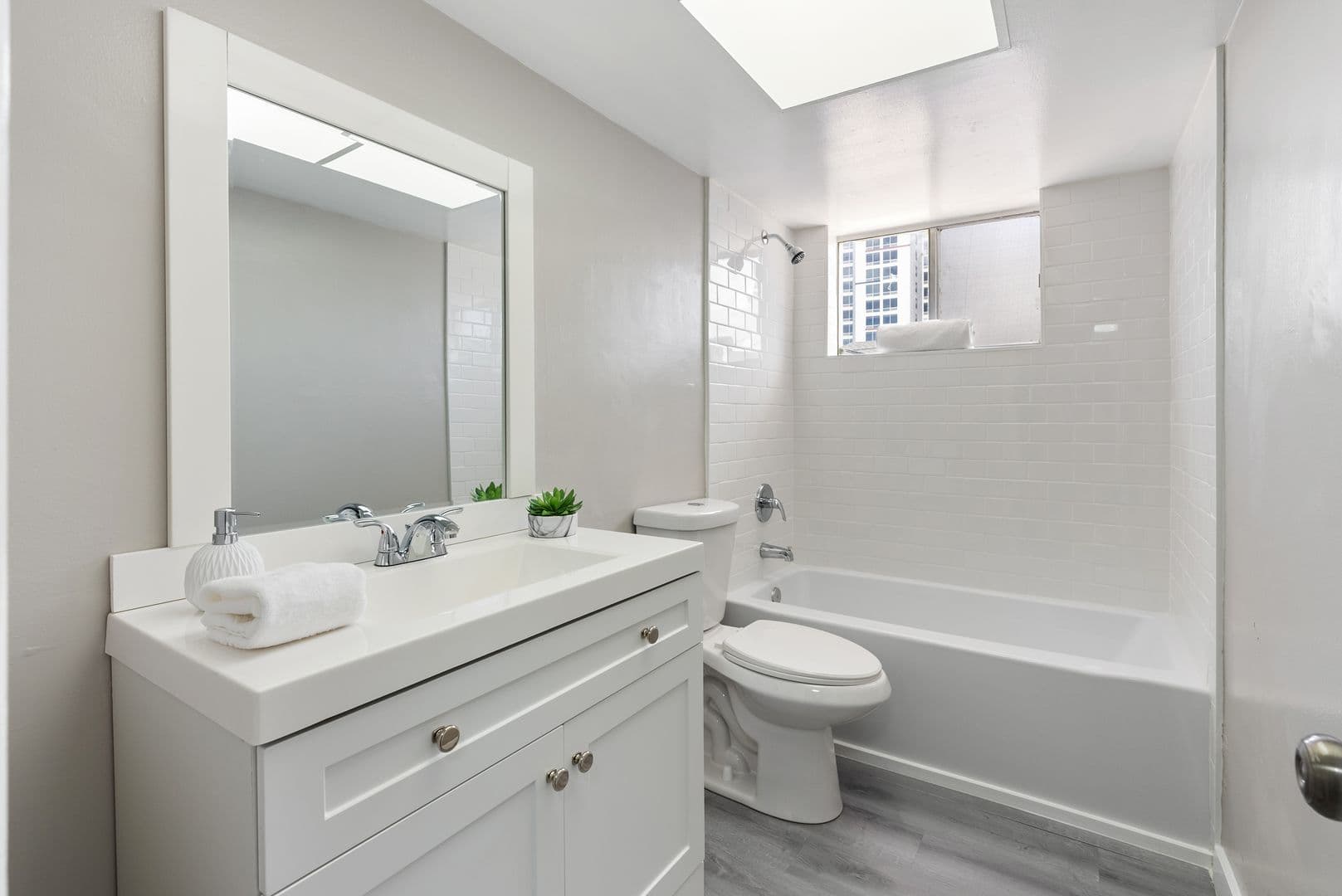 Fort Lauderdale Apartment: 500 SE 22ND ST