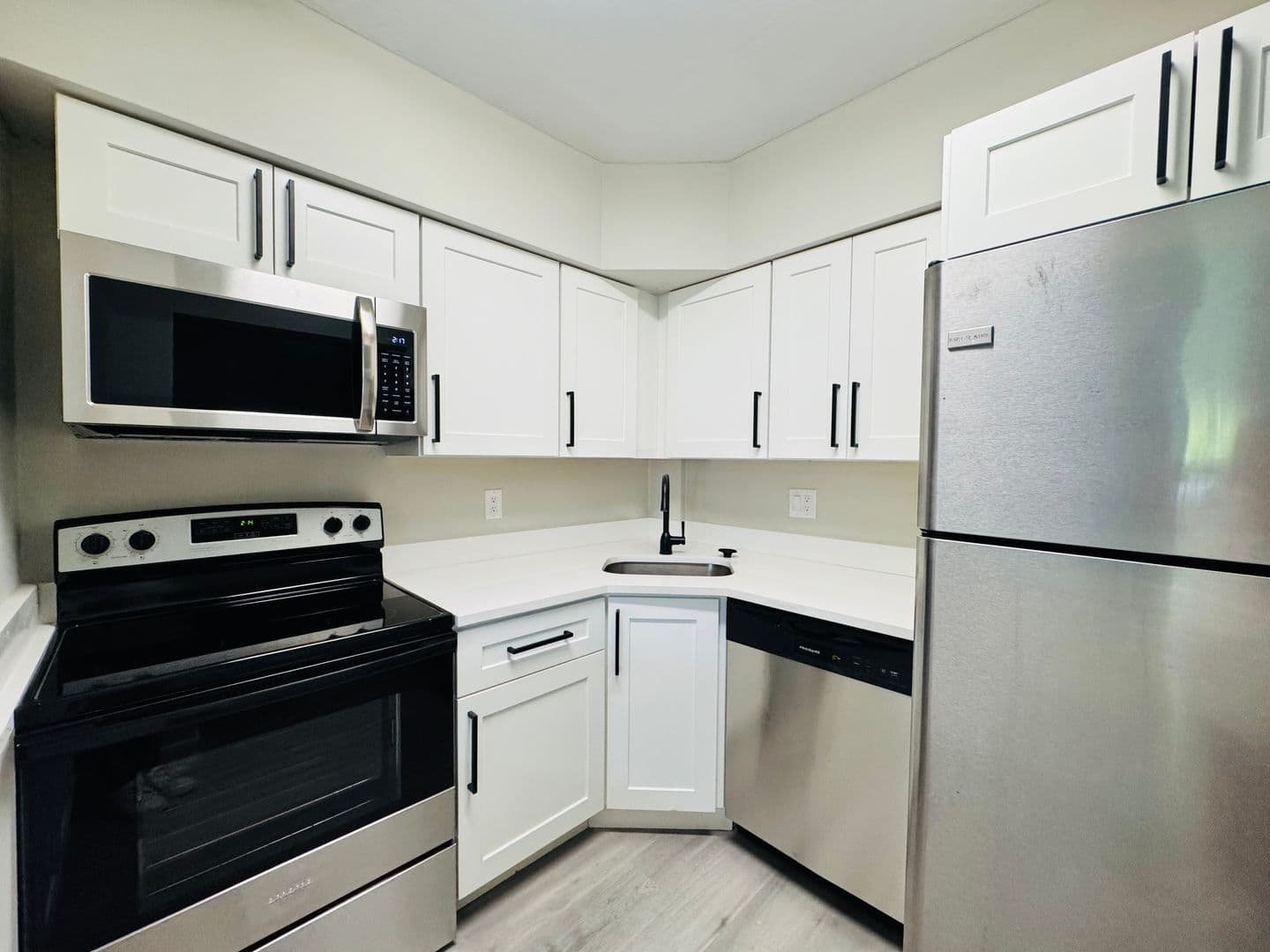 Fort Lauderdale Apartment: 4317 NE 21ST AVE