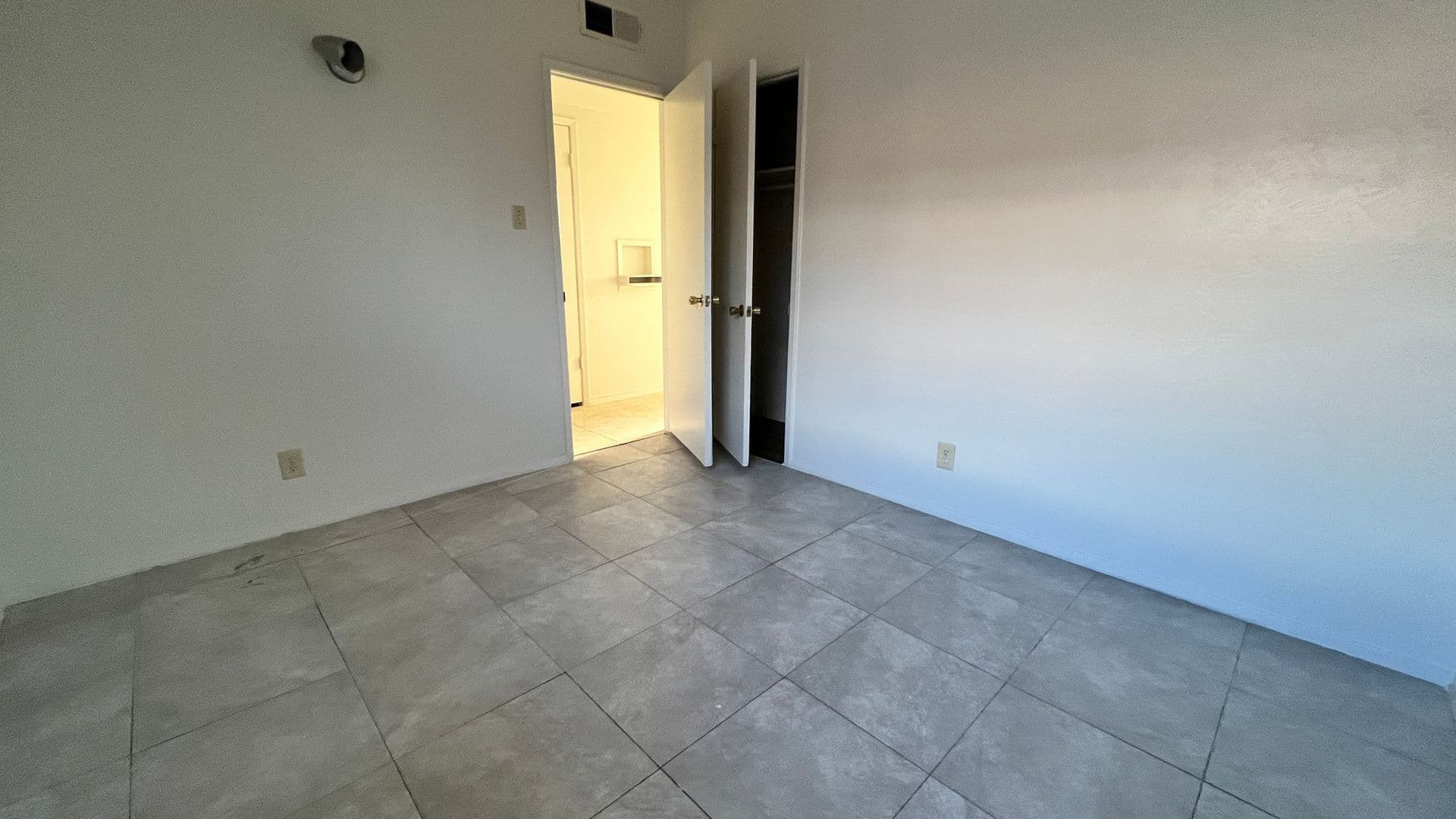 El Paso House: 5105 DANNY DR