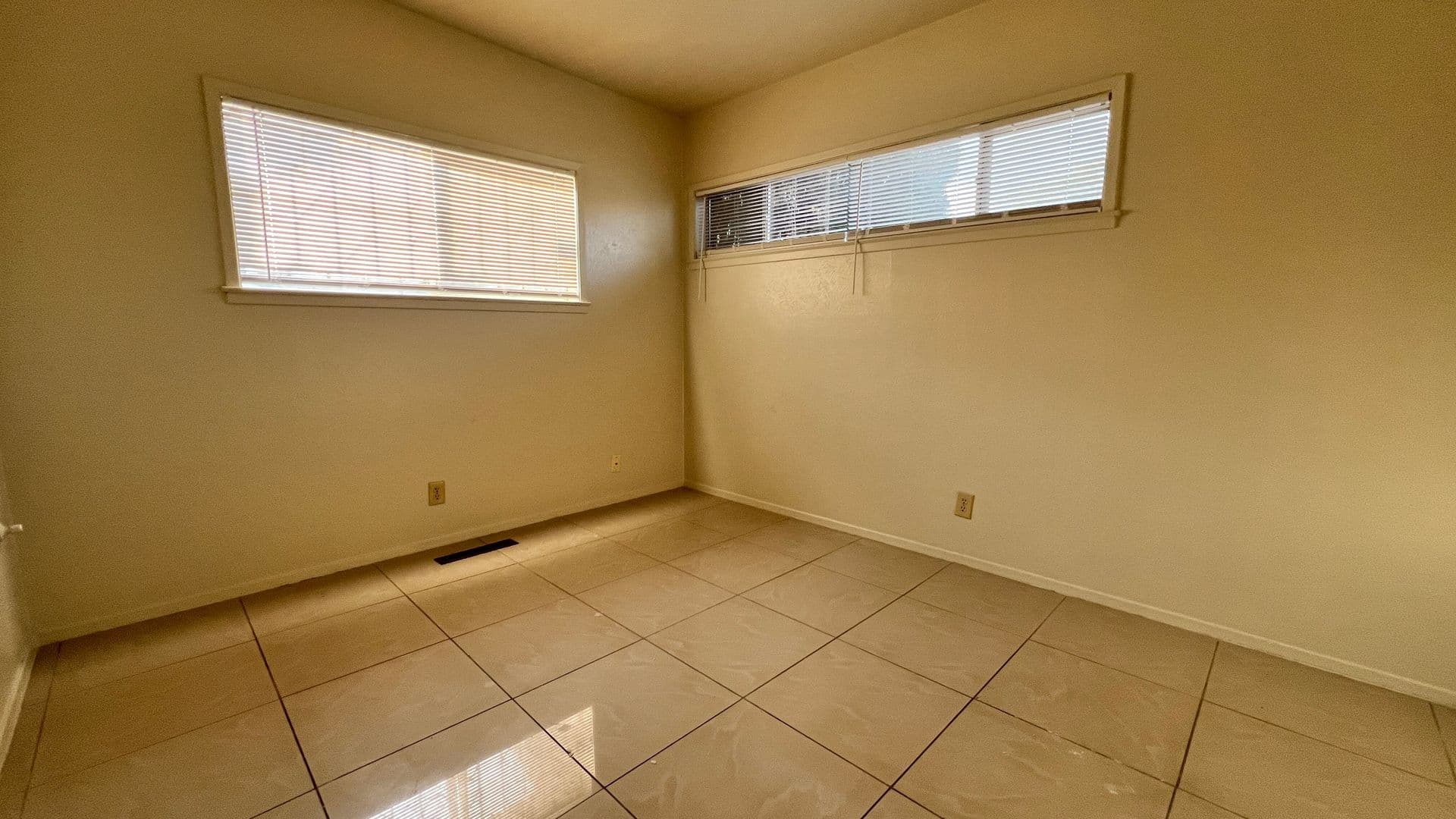 El Paso House: 5105 DANNY DR