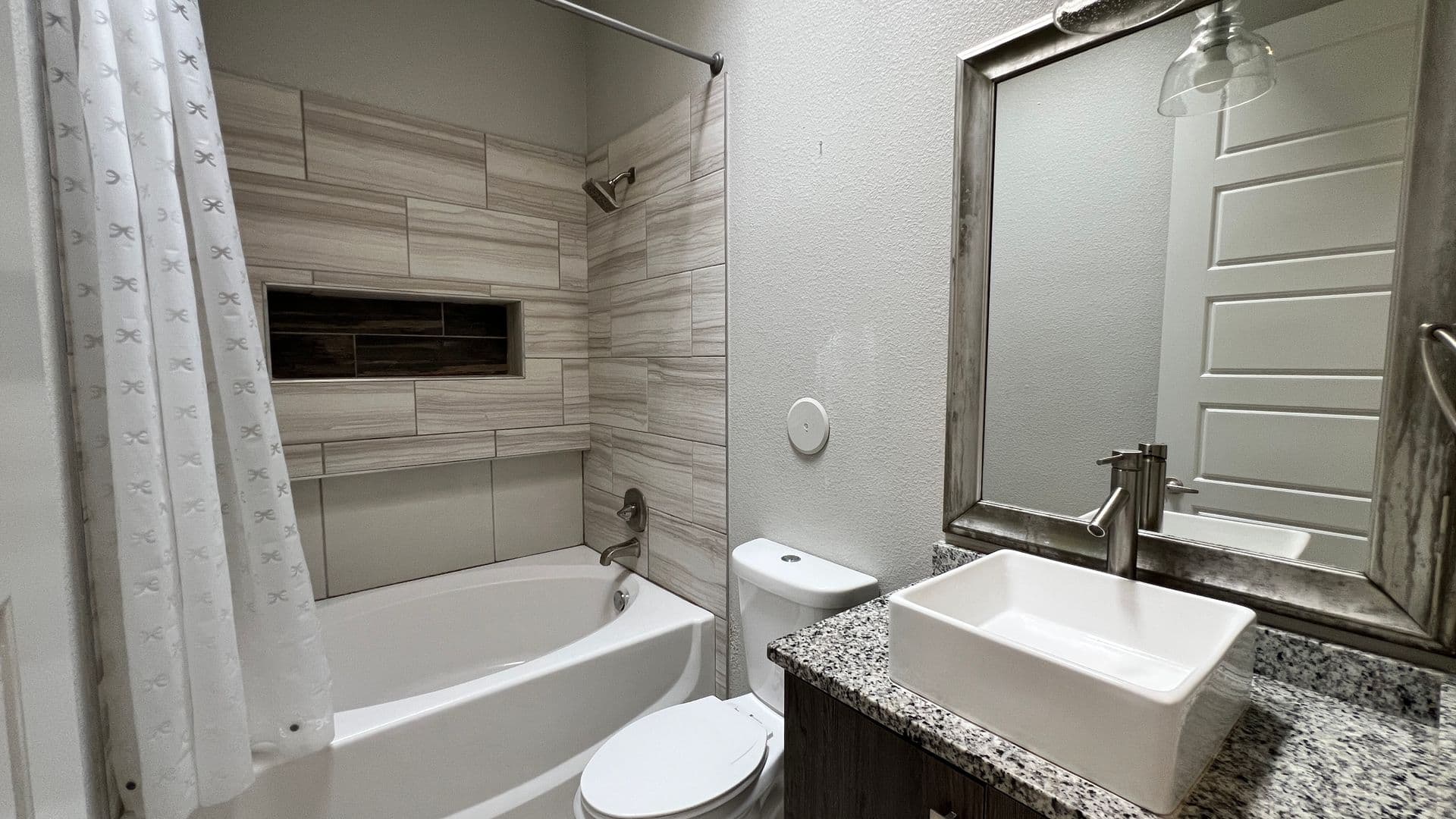 EL Paso House: 12565 Barbaro