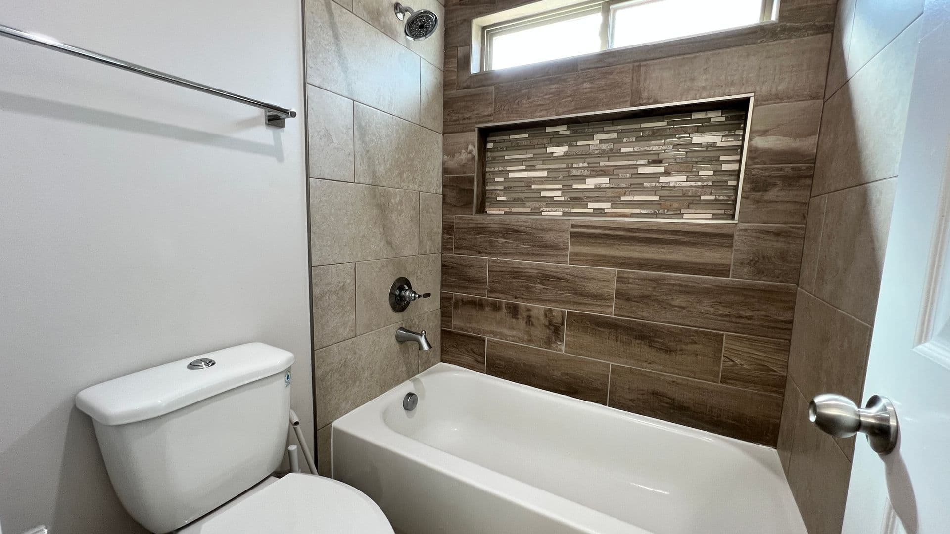 El Paso House: 1107 Sky River St