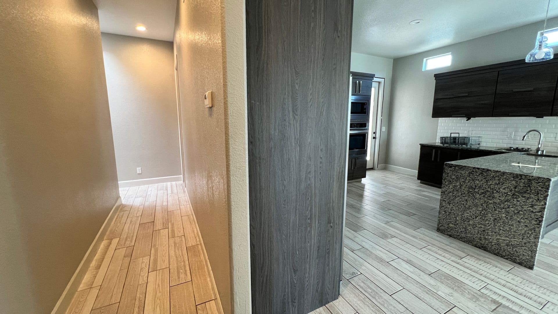 EL Paso House: 12565 Barbaro