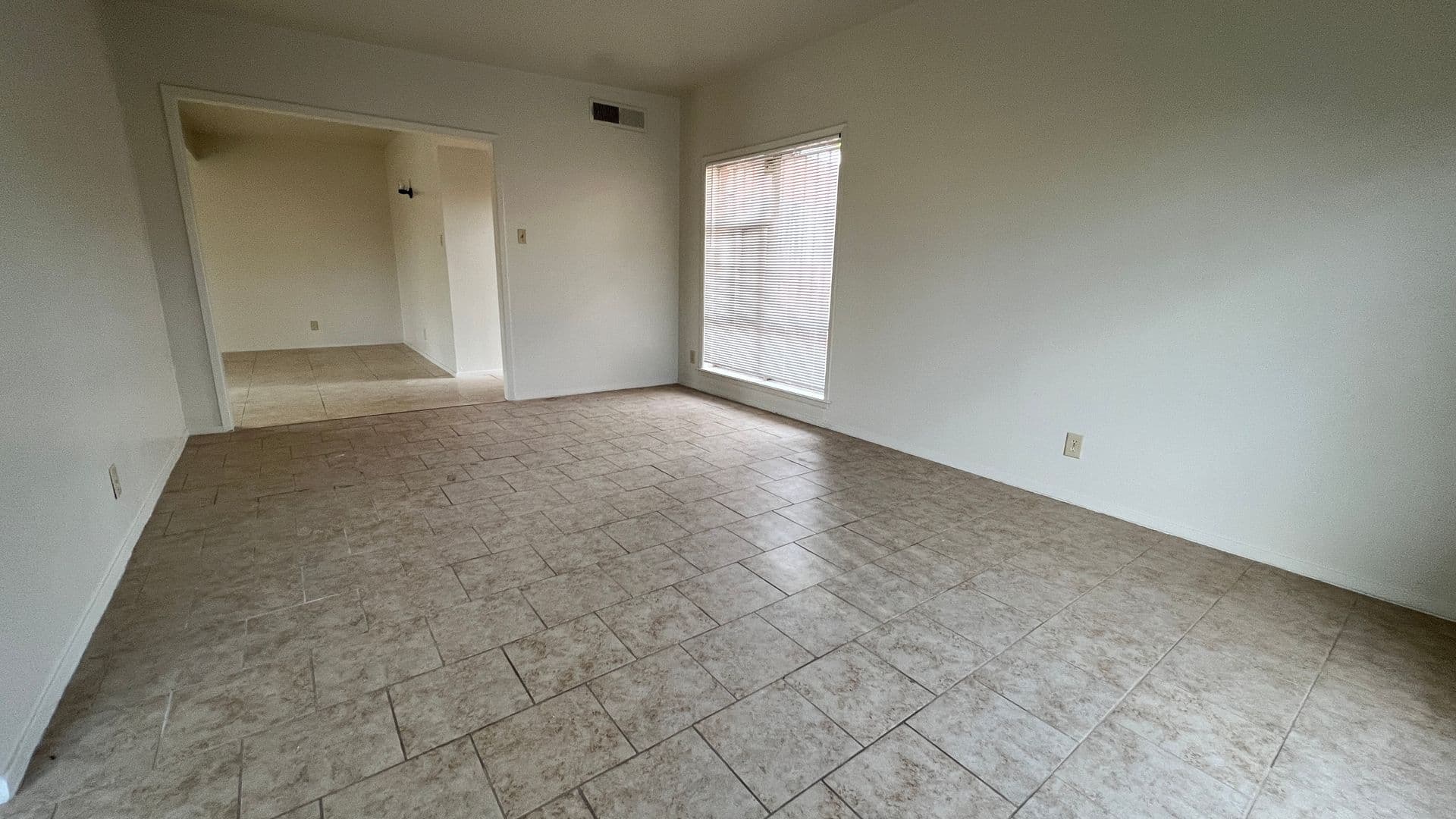 El Paso House: 5105 DANNY DR