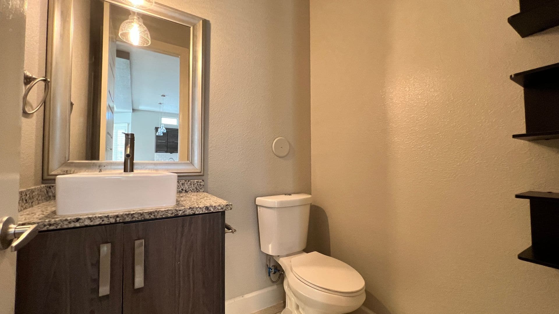 EL Paso House: 12565 Barbaro