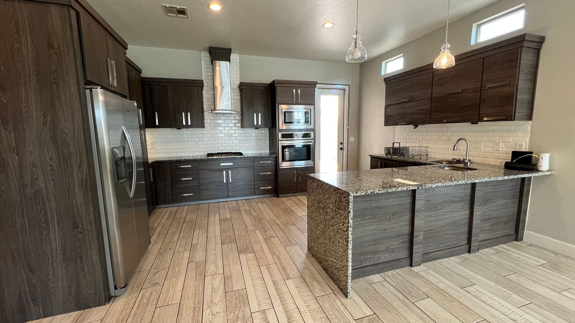 EL Paso House: 12565 Barbaro