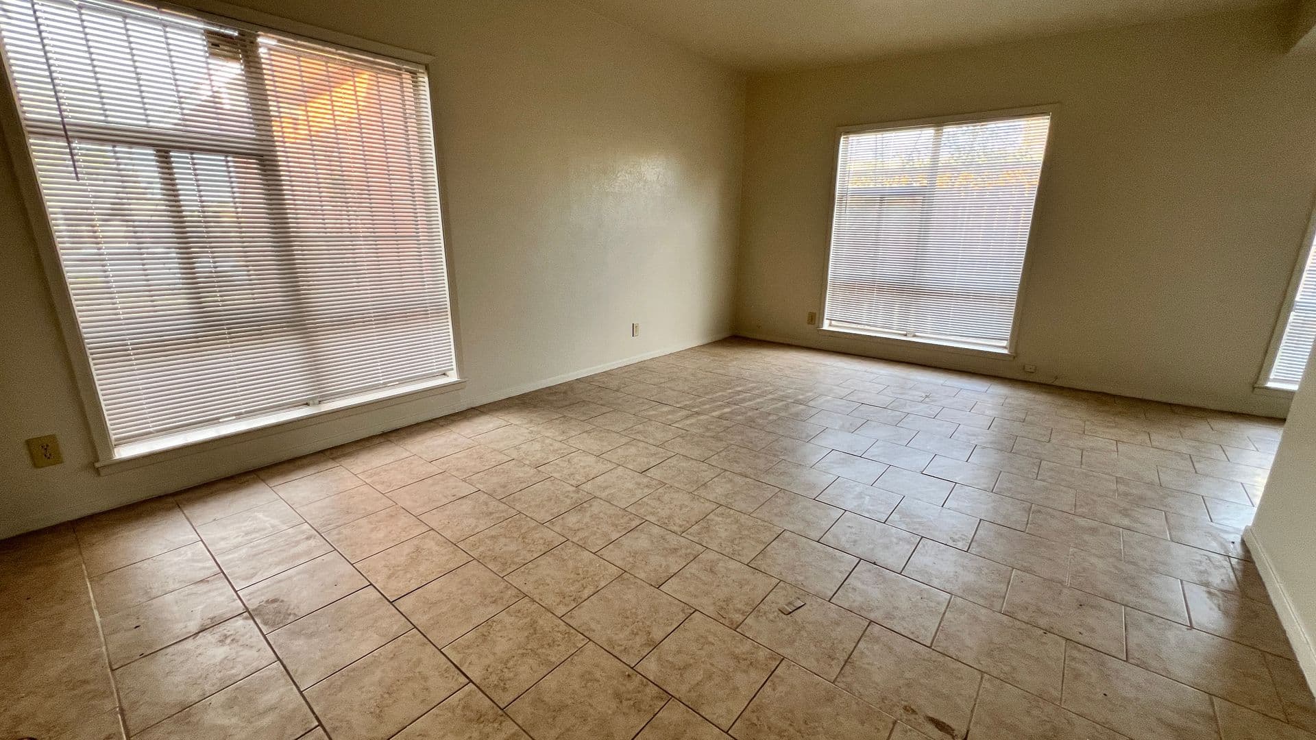 El Paso House: 5105 DANNY DR
