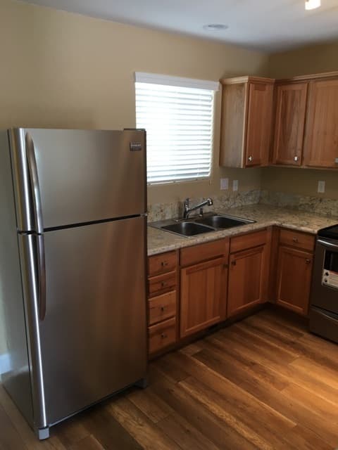 Sparks Apartment: 417 11th Street