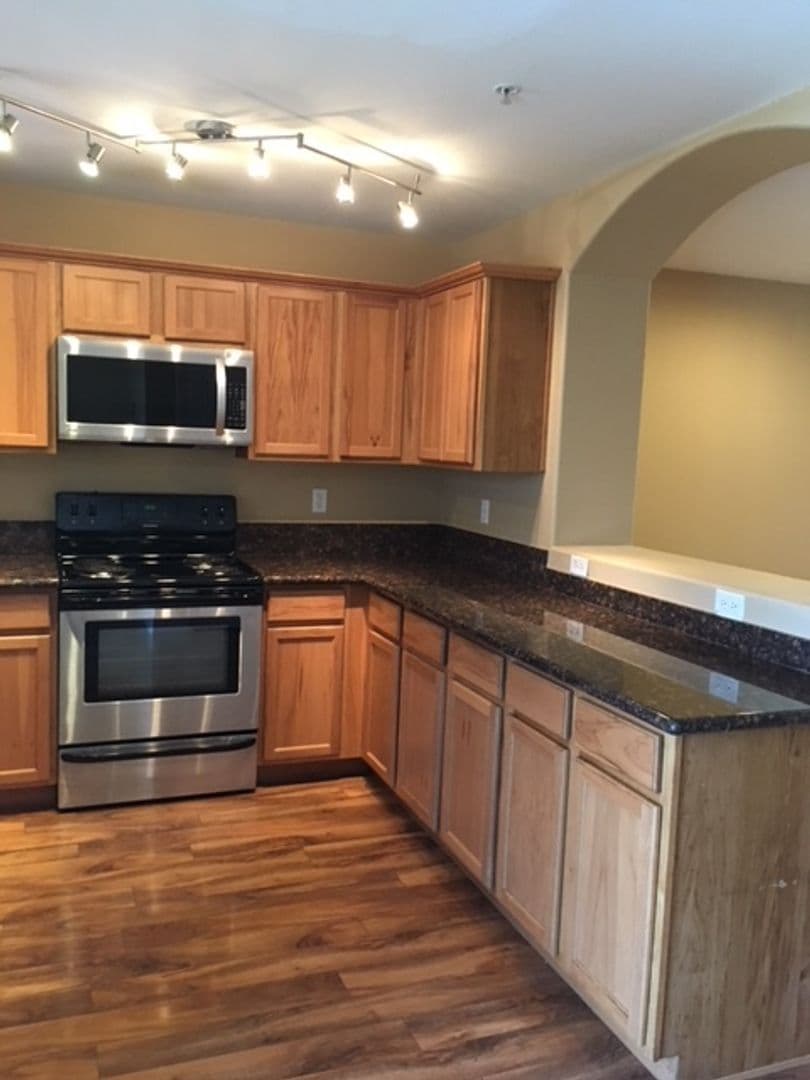 Sparks Apartment: 417 11th Street