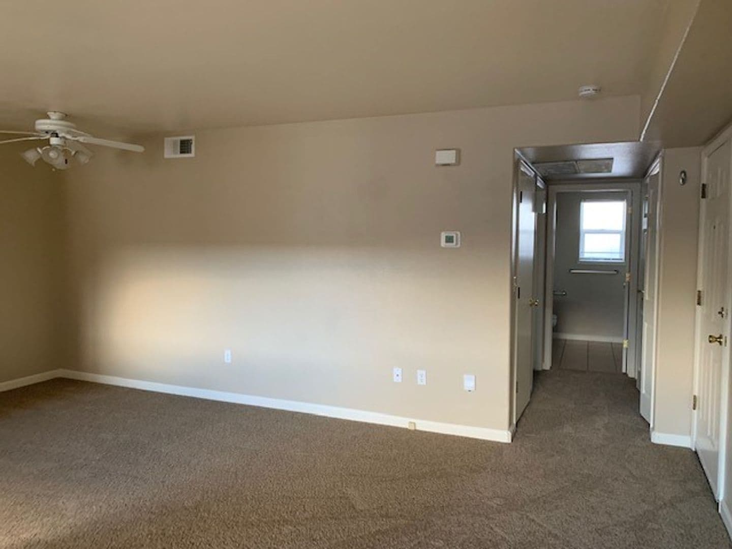 Sparks Apartment: 830 G Street