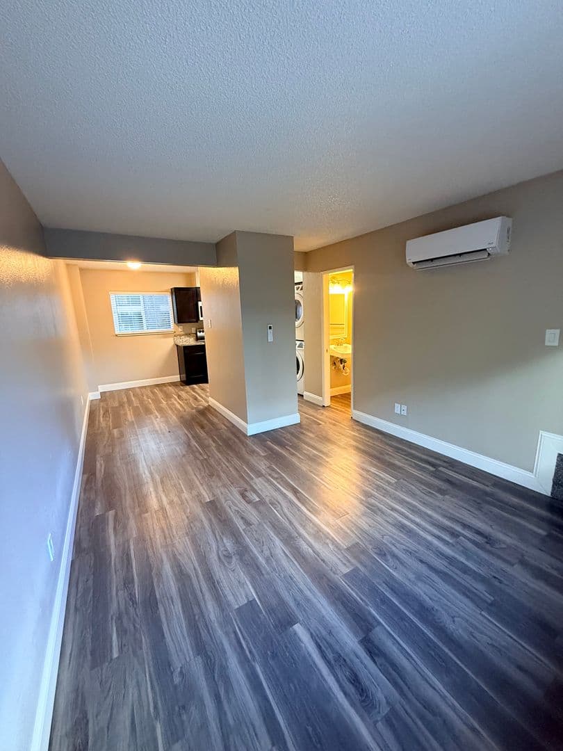 Reno Apartment: 1060 Nevada Street