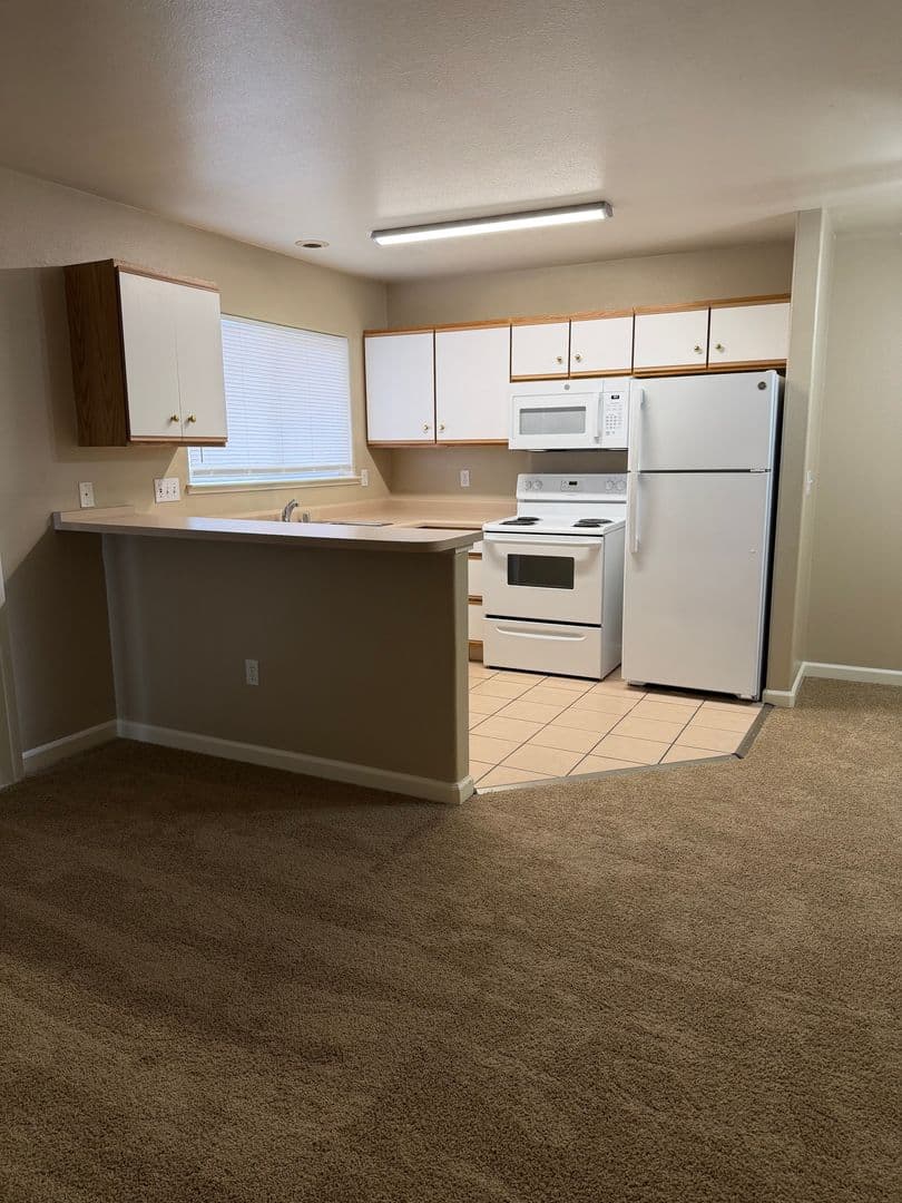 Sparks Apartment: 830 G Street