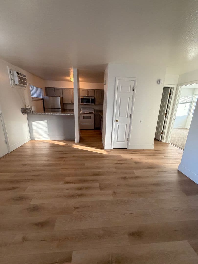 Reno Apartment: 1355 Carlin Street