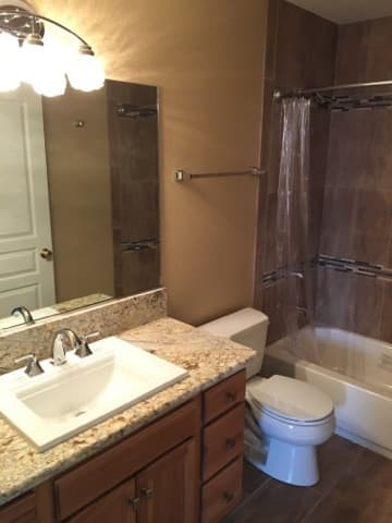 Sparks Apartment: 417 11th Street