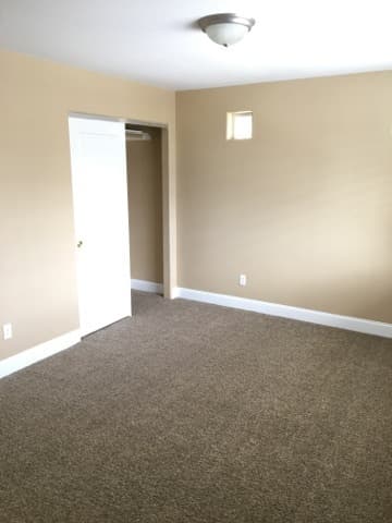 Sparks Apartment: 417 11th Street