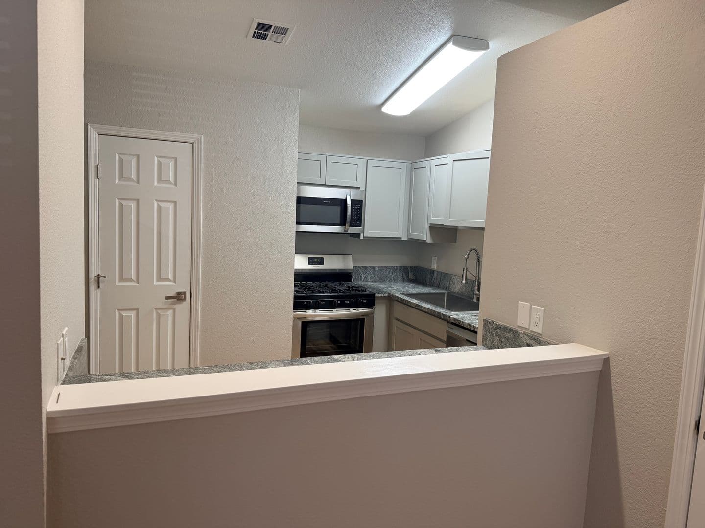 Reno Apartment: 1175 Glenda Way