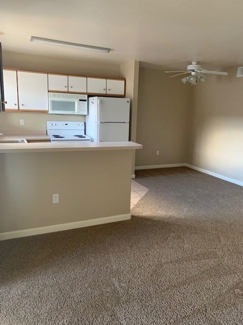 Sparks Apartment: 830 G Street