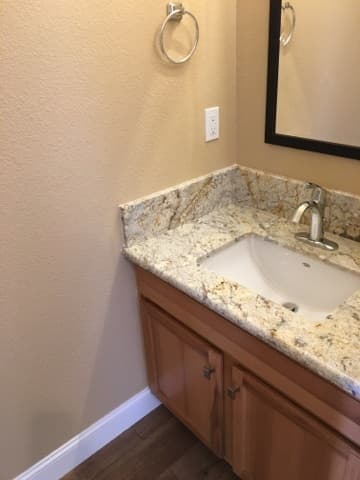 Sparks Apartment: 417 11th Street