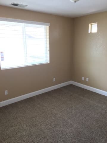 Sparks Apartment: 417 11th Street