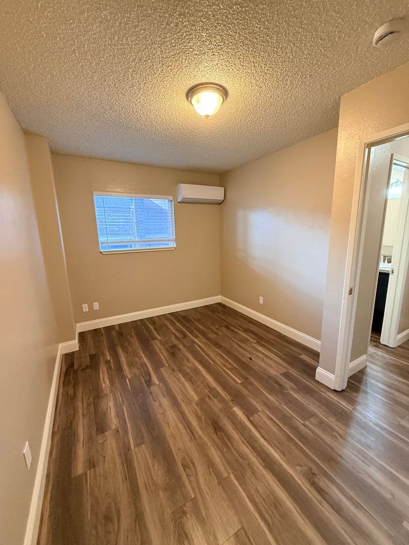 Reno Apartment: 1060 Nevada Street