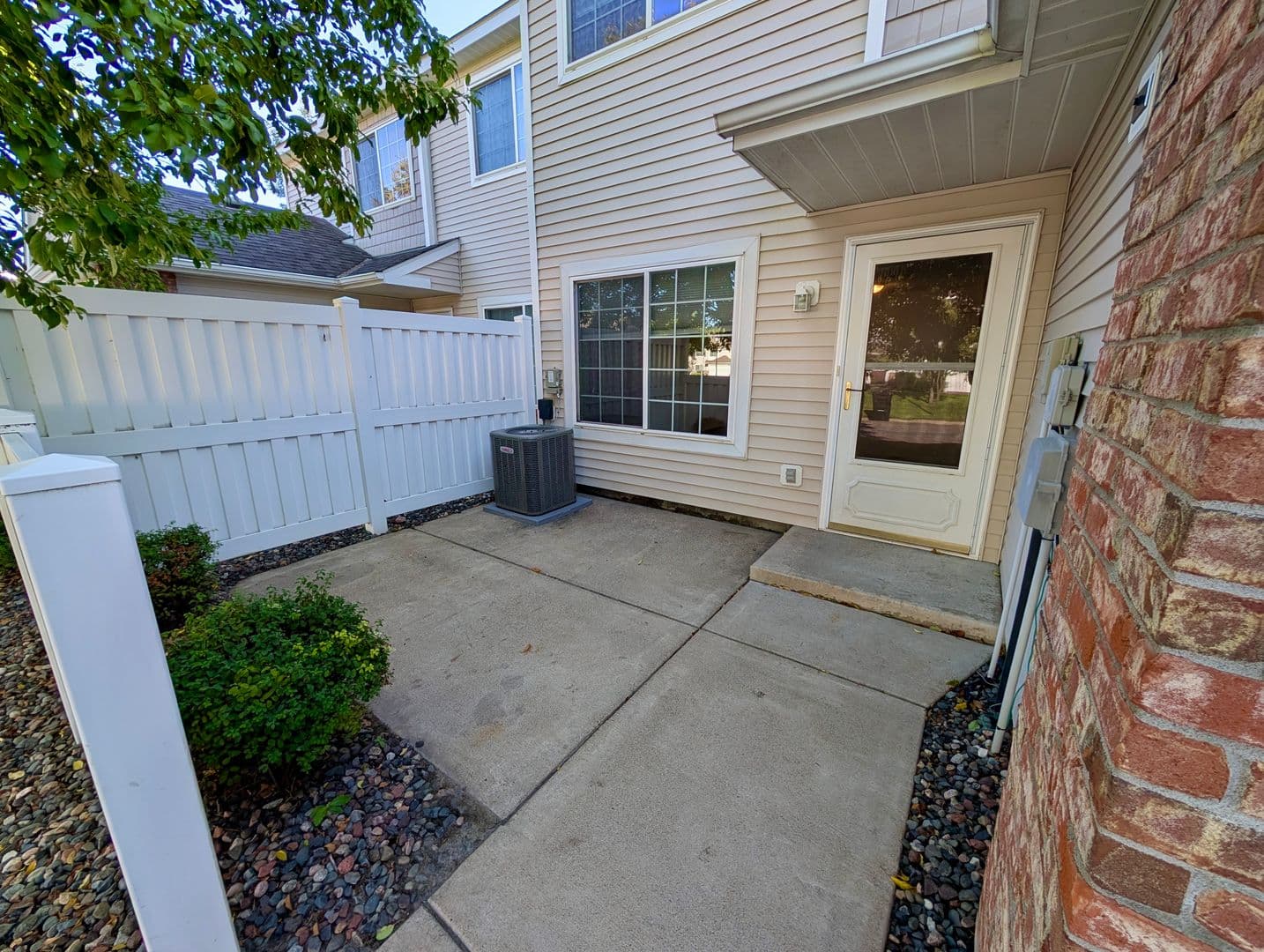 Otsego Townhome: 16055 71st Steet NE