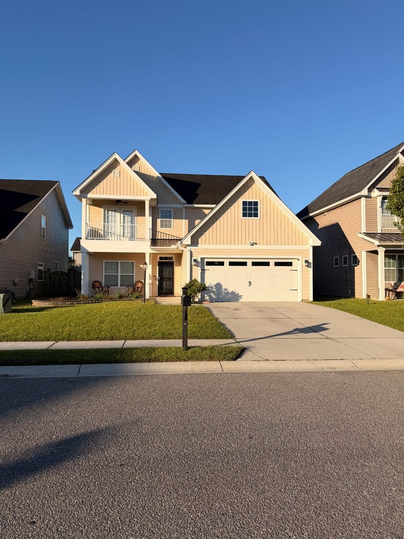 Moncks Corner House: 555 Crossland Drive